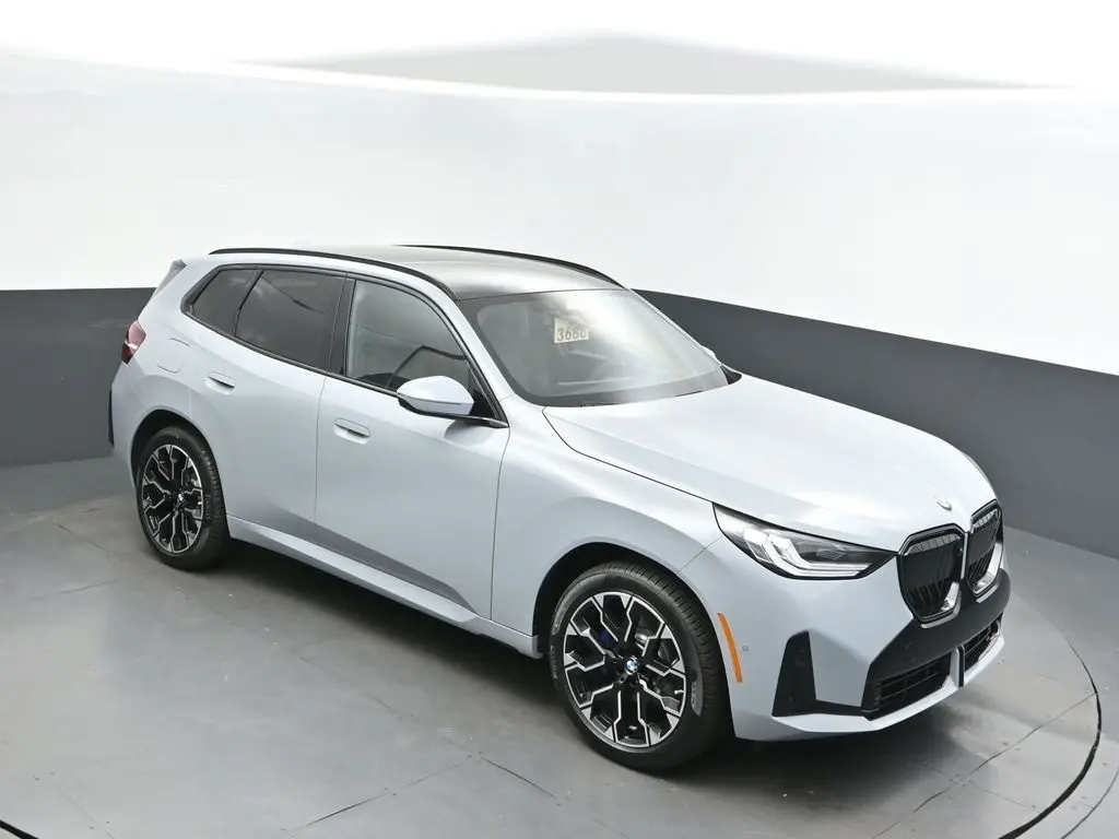 2026 BMW X3 30's photo