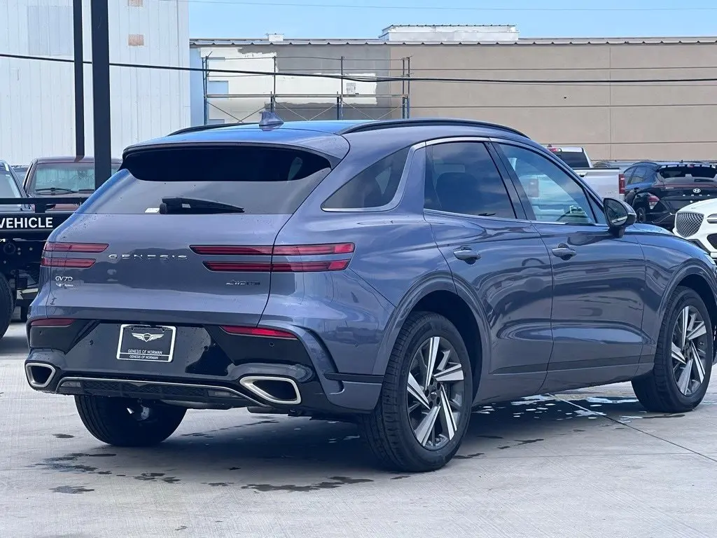 2026 Genesis GV70 3.5T Sport Advanced photo 4