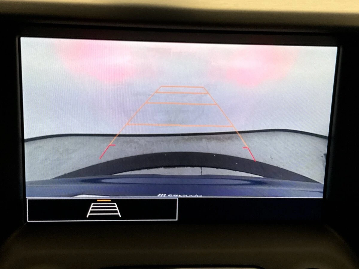 2023 GMC Acadia SLE - Photo 11