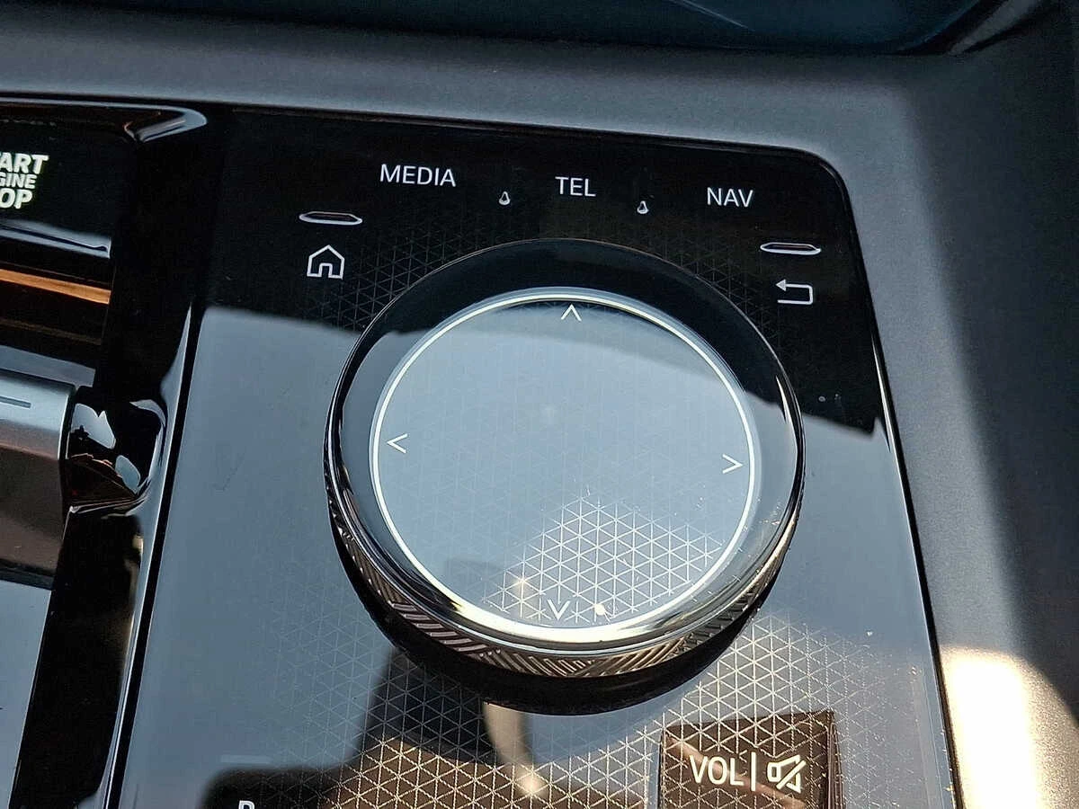 2026 BMW X3 30 - Photo 22