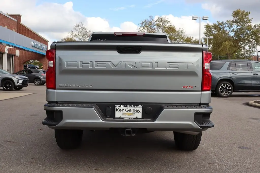 2026 Chevrolet Silverado 1500 RST photo 32