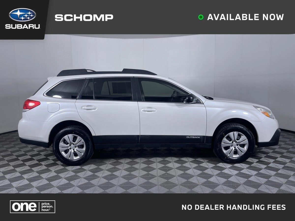 2014 Subaru Outback Base's photo