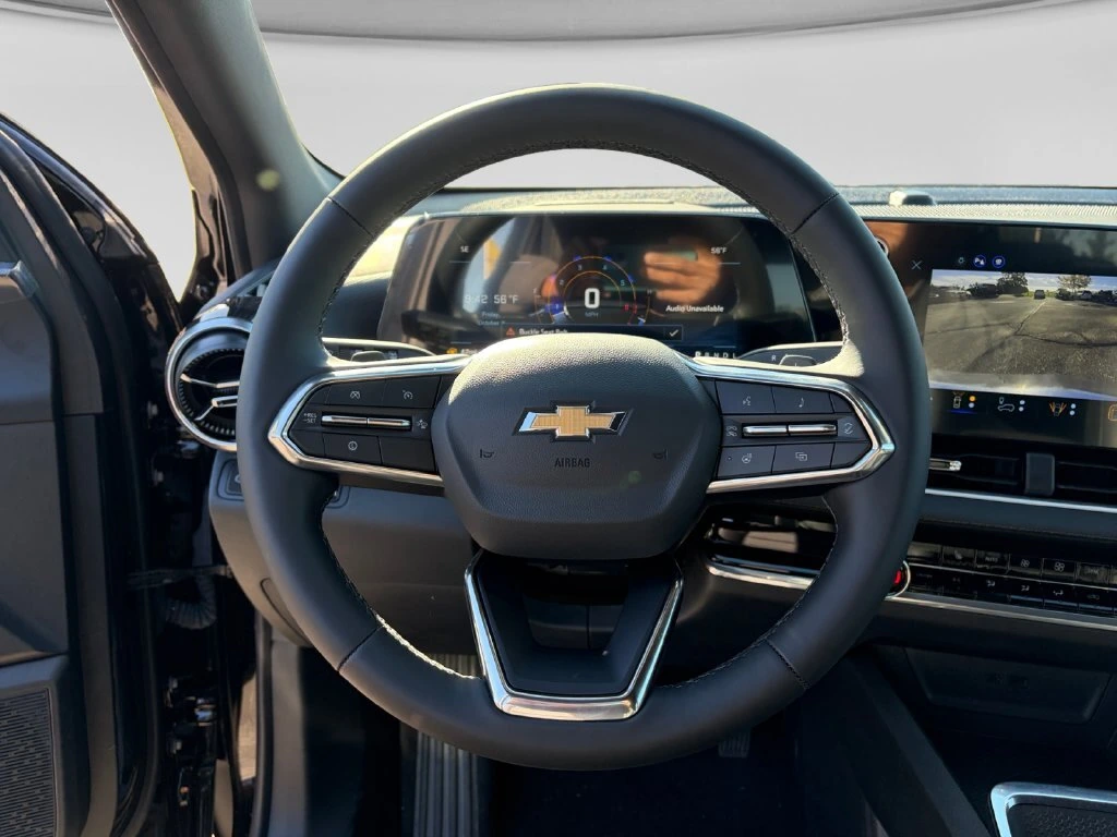 2027 Chevrolet Equinox LT - Photo 15
