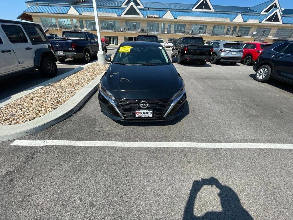2024 Nissan Altima S - Photo 11