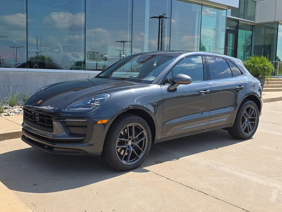 2026 Porsche Macan