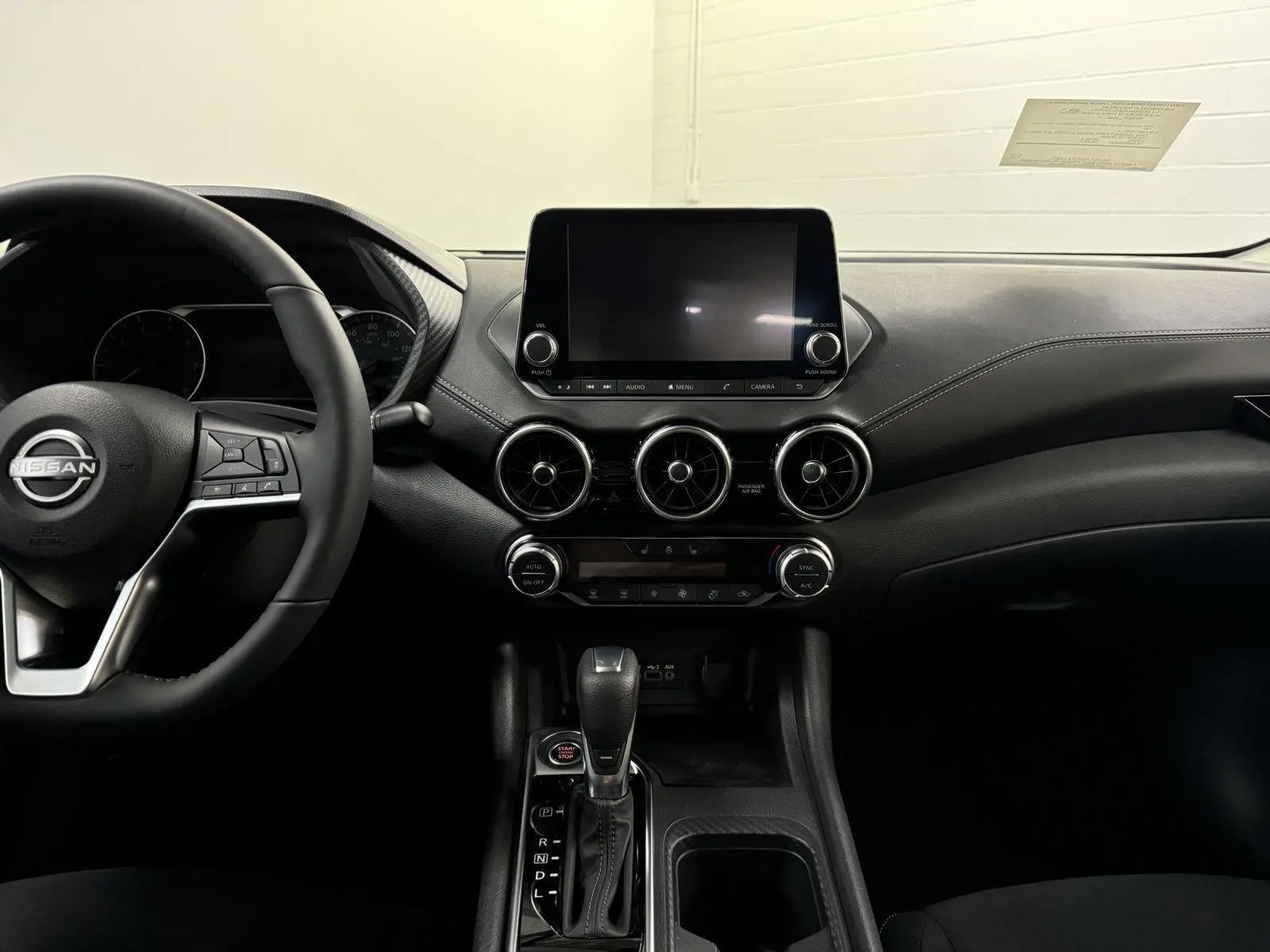 2025 Nissan Sentra SV photo 13