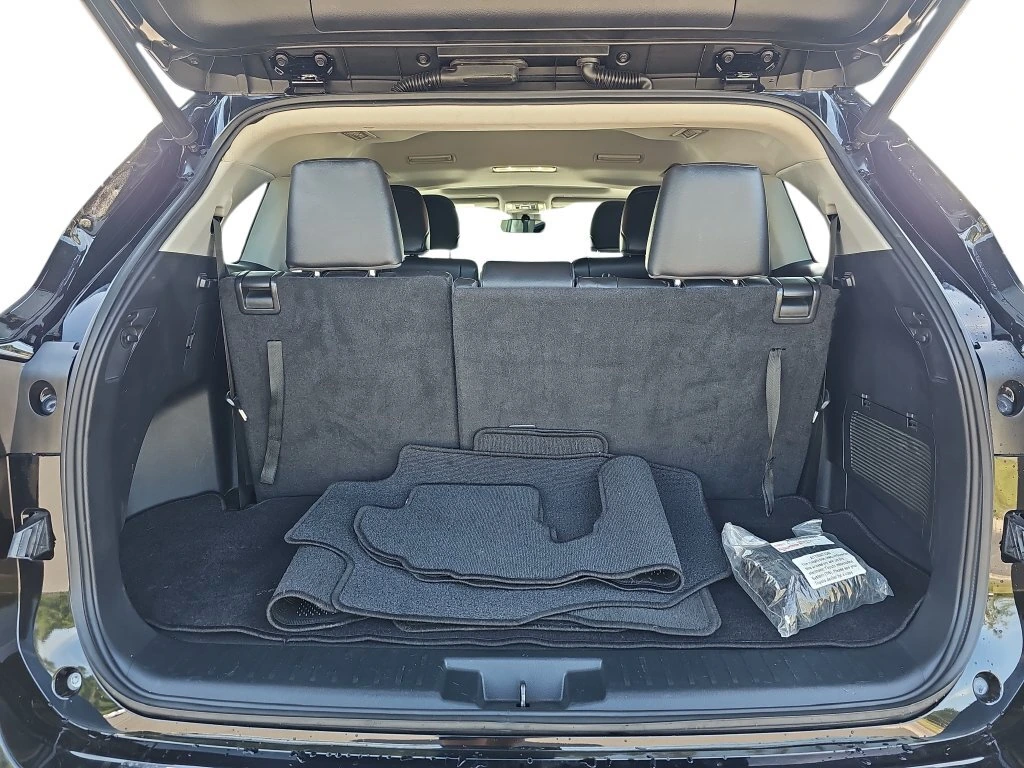2023 Toyota Highlander XLE - Photo 30