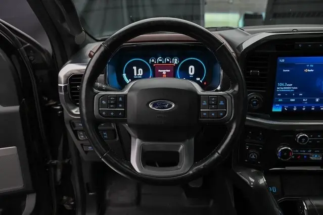 2022 Ford F-150 Lariat photo 19