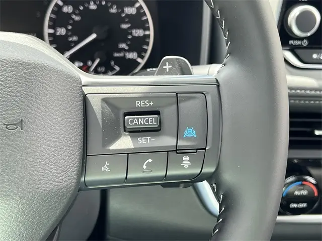 2026 Nissan Rogue SV photo 13