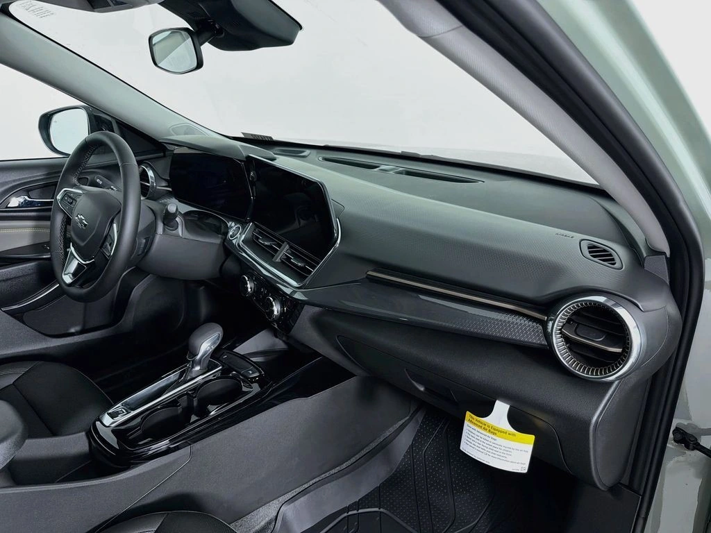 2026 Chevrolet Trax Activ - Photo 28