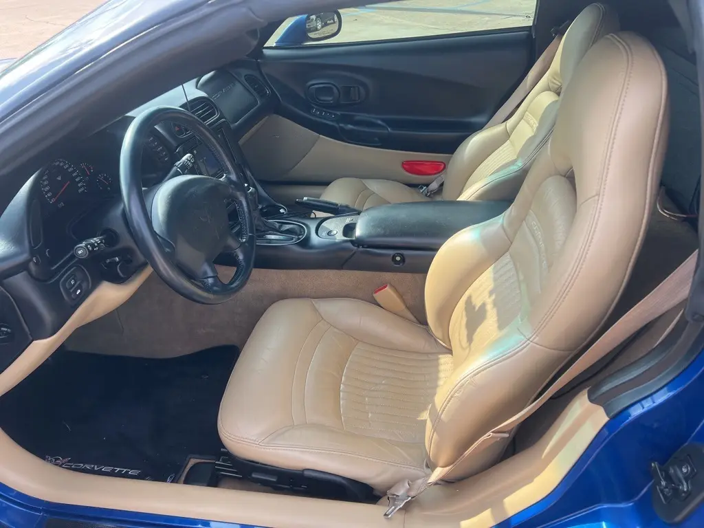 2002 Chevrolet Corvette Base photo 13