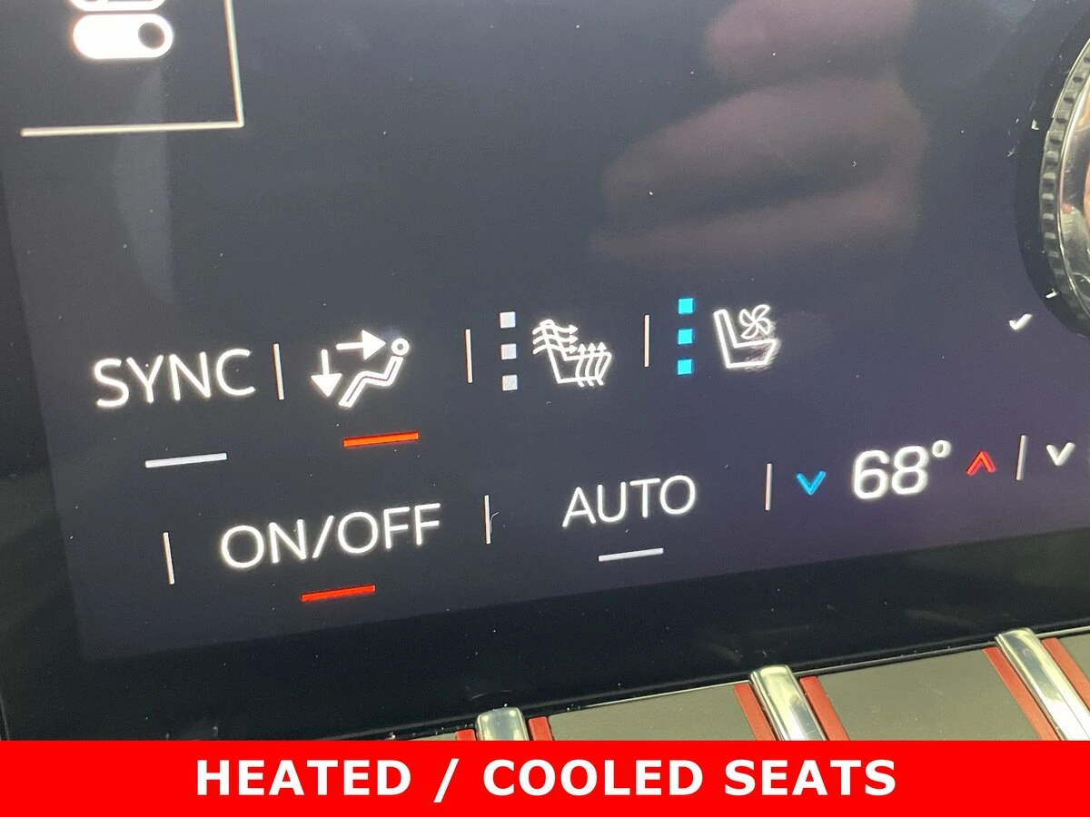 2025 GMC Yukon XL AT4 - Photo 20