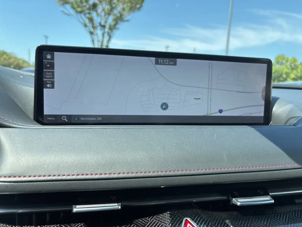 2022 Genesis G80 3.5T AWD Prestige photo 9