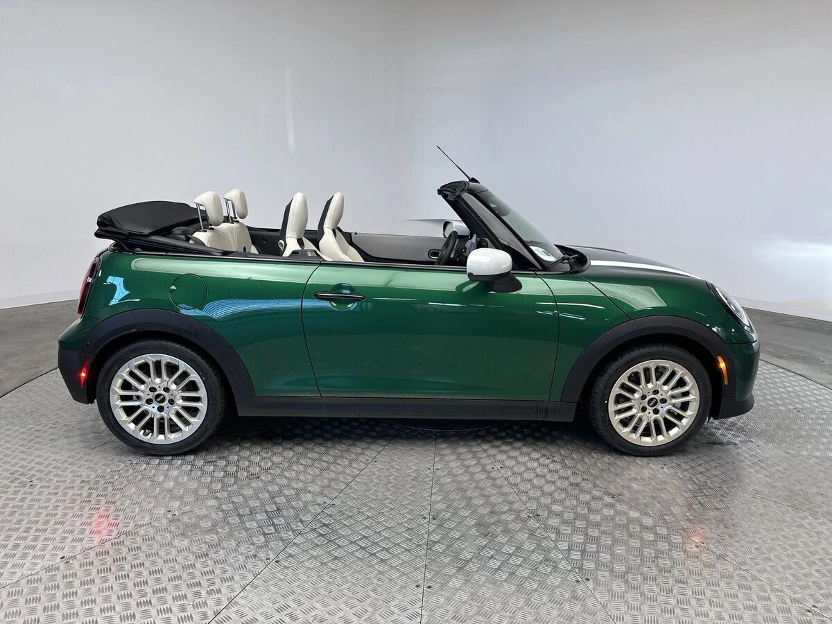 2026 MINI Convertible Base - Photo 10