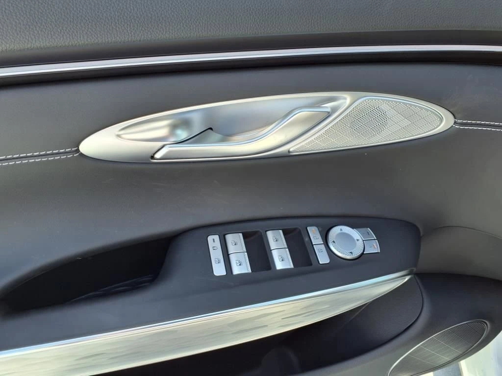 2026 GENESIS GV70 Base - Photo 10