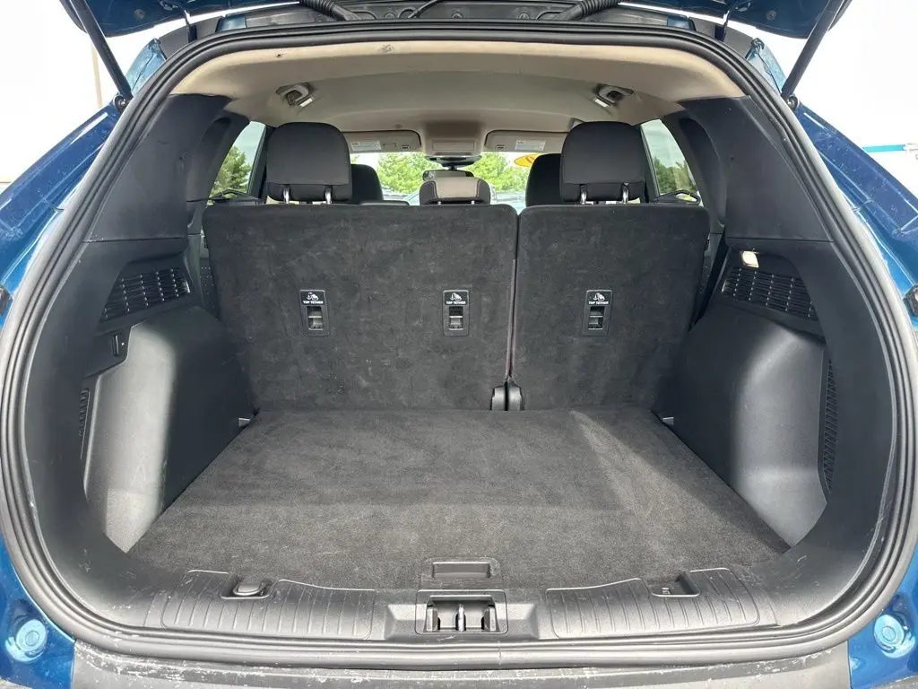 2020 Ford Escape SE photo 10