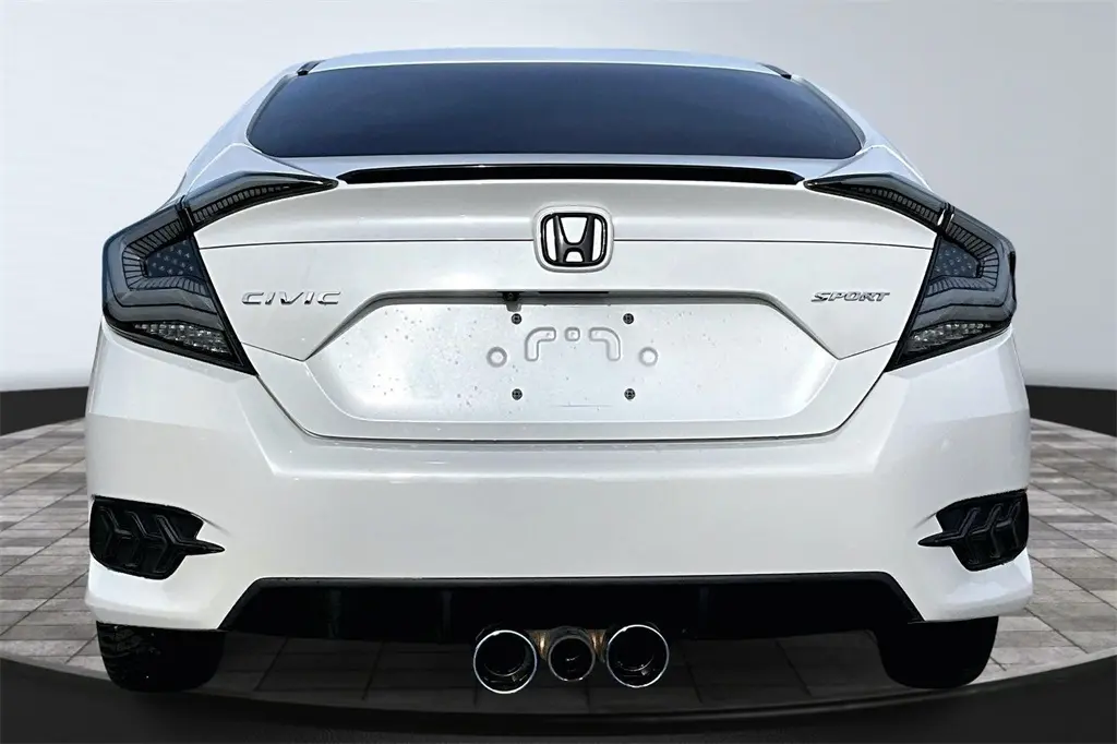 2020 Honda Civic Sport photo 4