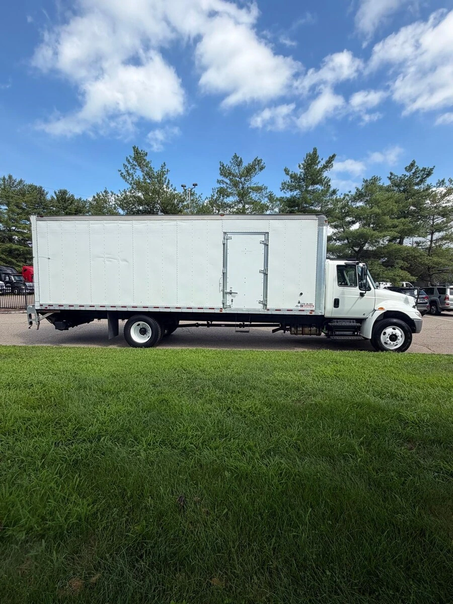 2019 International in Linden, NJ — photo 4
