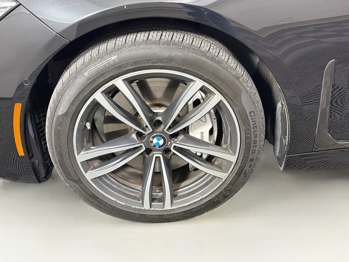 2020 BMW 7 Series 750i - Photo 33