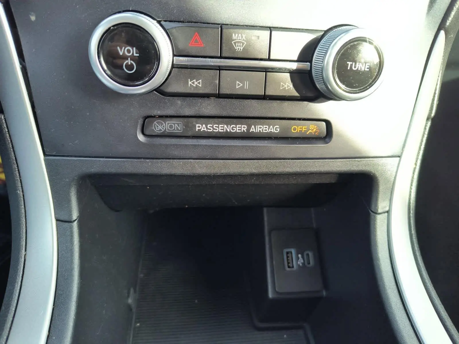 2022 Ford Edge SE photo 19