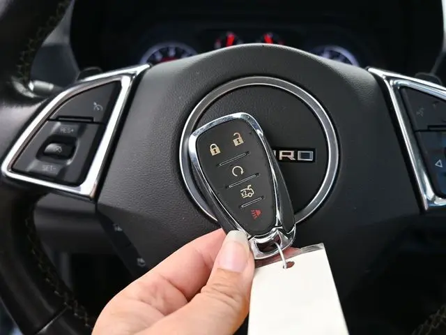 2023 Chevrolet Camaro 1LT photo 25