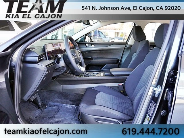 2026 Kia K5 LXS - Photo 16