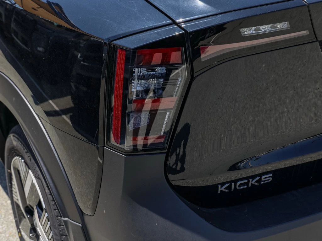2026 Nissan KICKS SV - Photo 6