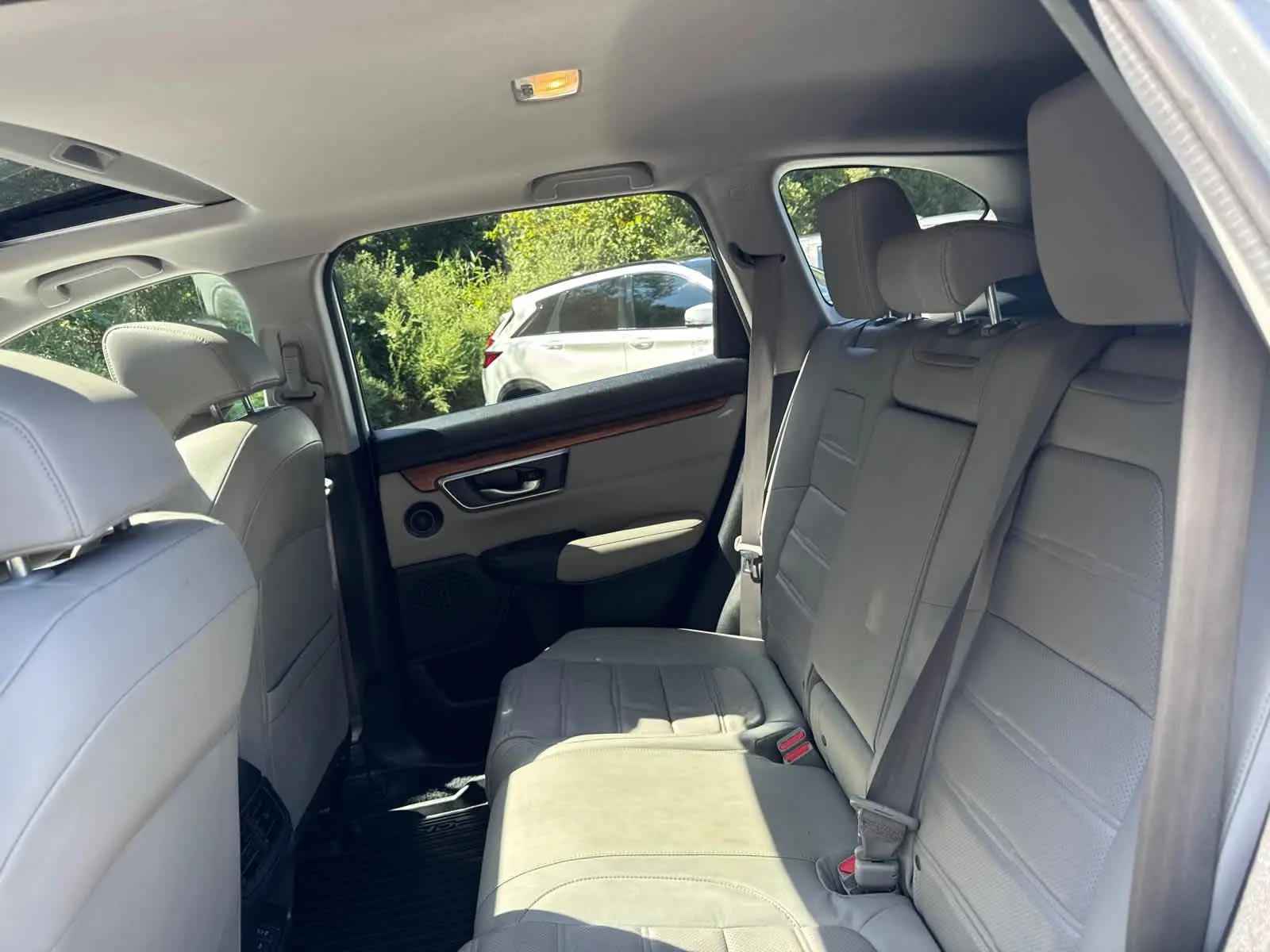 2022 Honda CR-V EX-L photo 32
