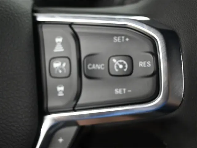 2025 Ram 2500 Laramie photo 21