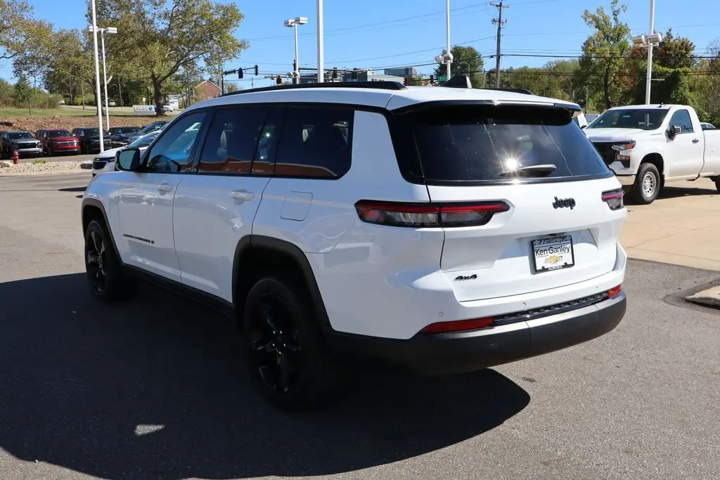 2024 Jeep Grand Cherokee Laredo photo 26