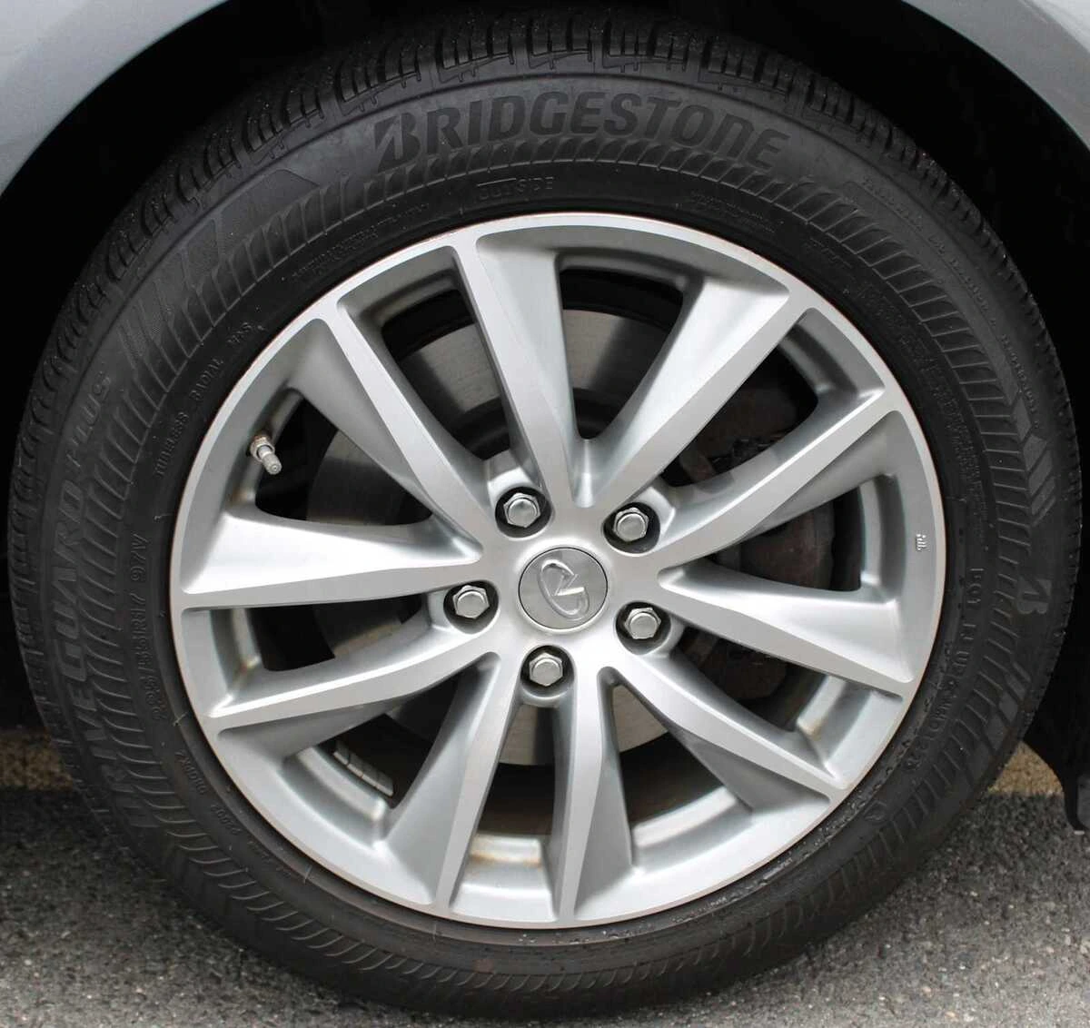 2017 INFINITI Q50 Premium - Photo 10