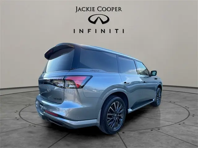 2026 Infiniti QX80 photo 5