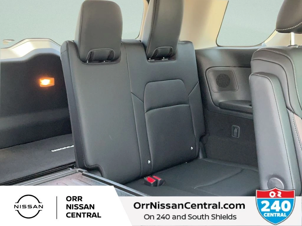 2026 Nissan Pathfinder Platinum - Photo 13