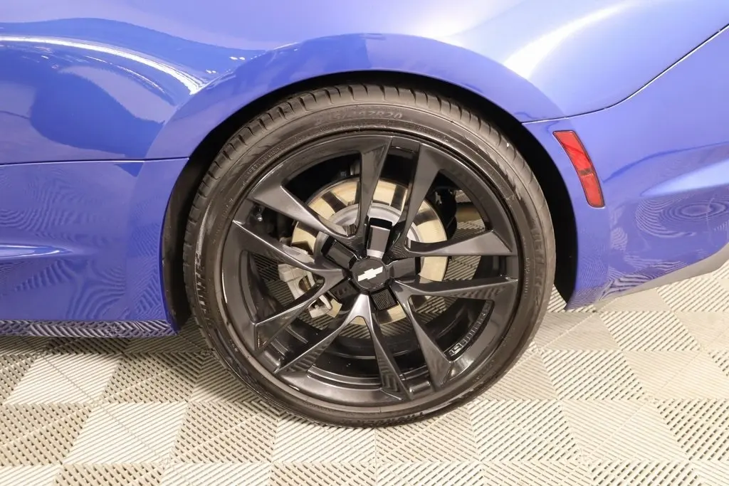 2020 Chevrolet Camaro 1LT photo 15
