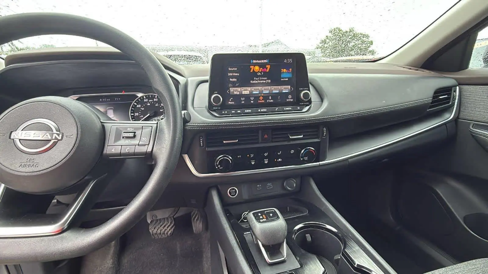 2022 Nissan Rogue S photo 12