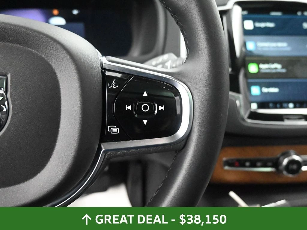 2024 Volvo - image 39