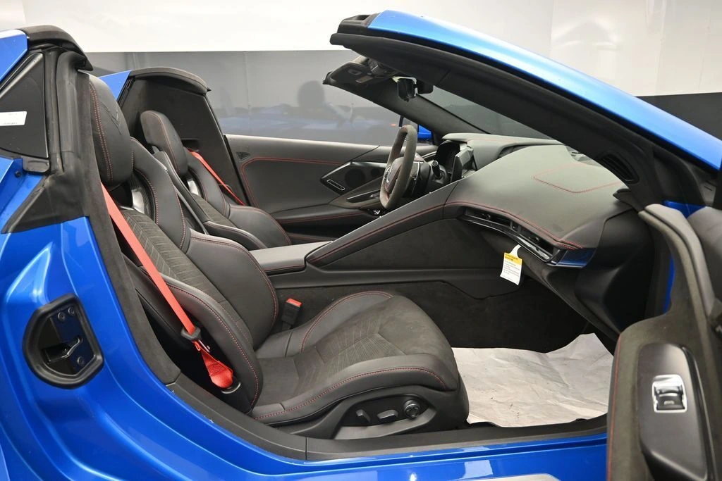 2024 Chevrolet Corvette 3LT - Photo 25