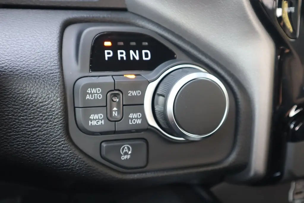 2026 Ram 1500 Big Horn Lone Star photo 8