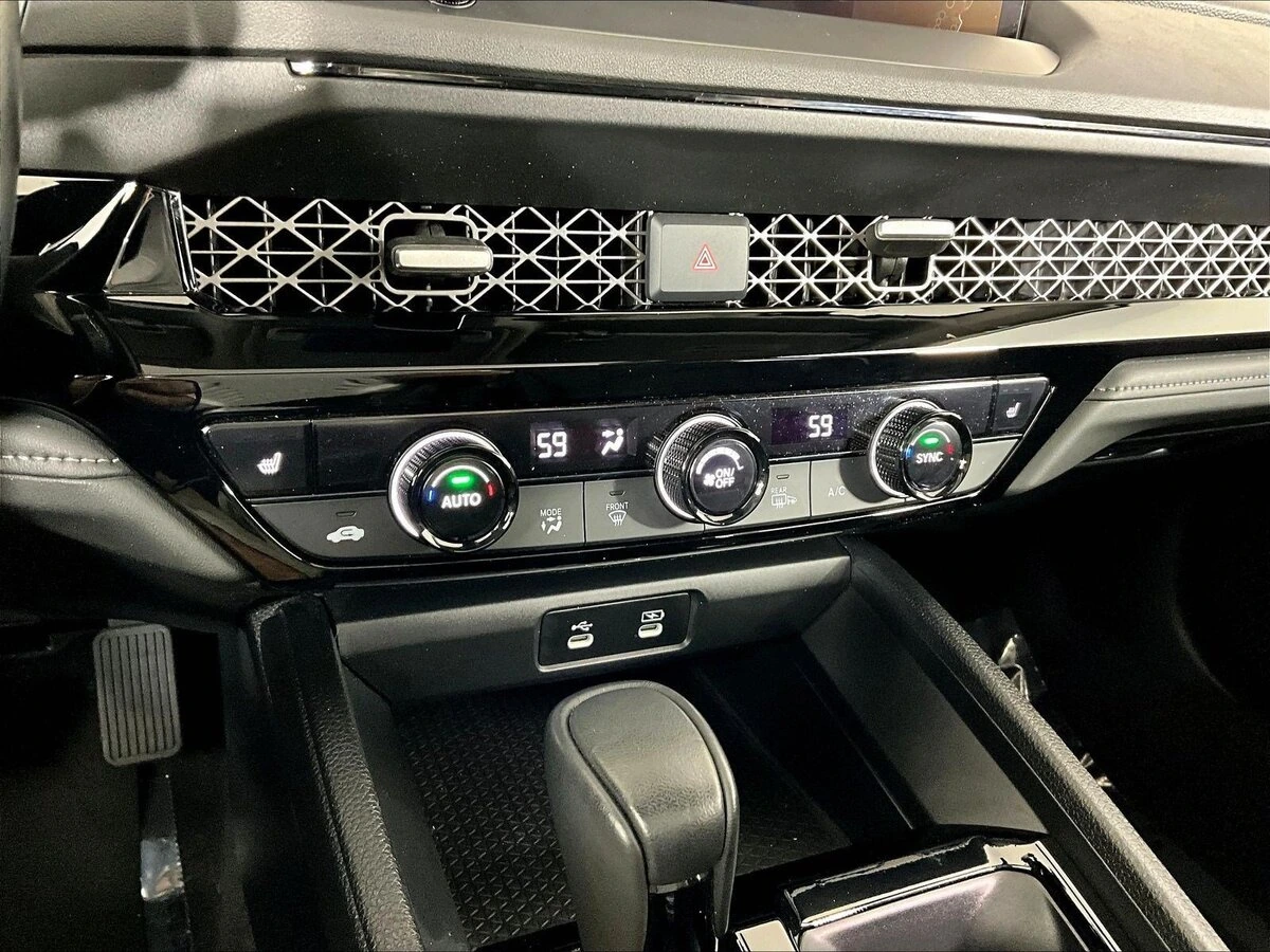 2024 Honda Accord Hybrid EX-L - Photo 15