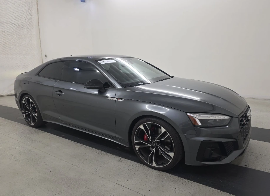 2022 Audi S5 Premium Plus quattro Tiptronic's photo