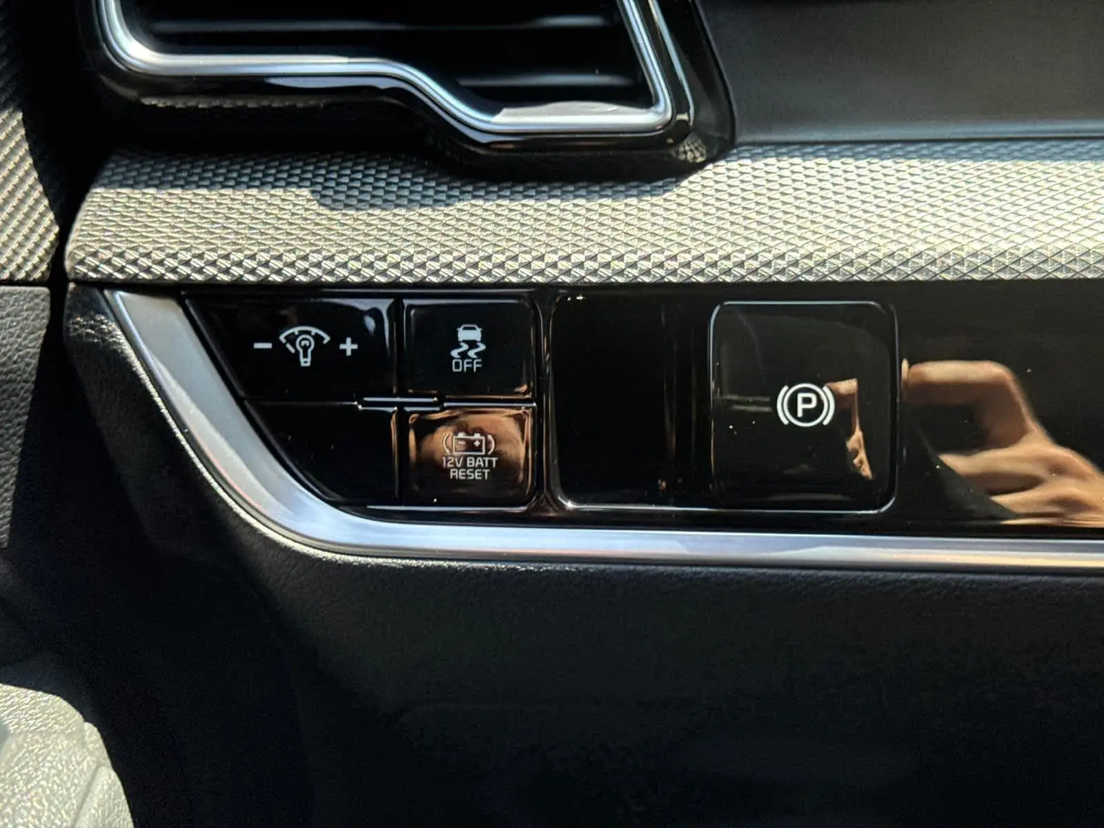 2023 Kia Sportage Hybrid LX photo 20
