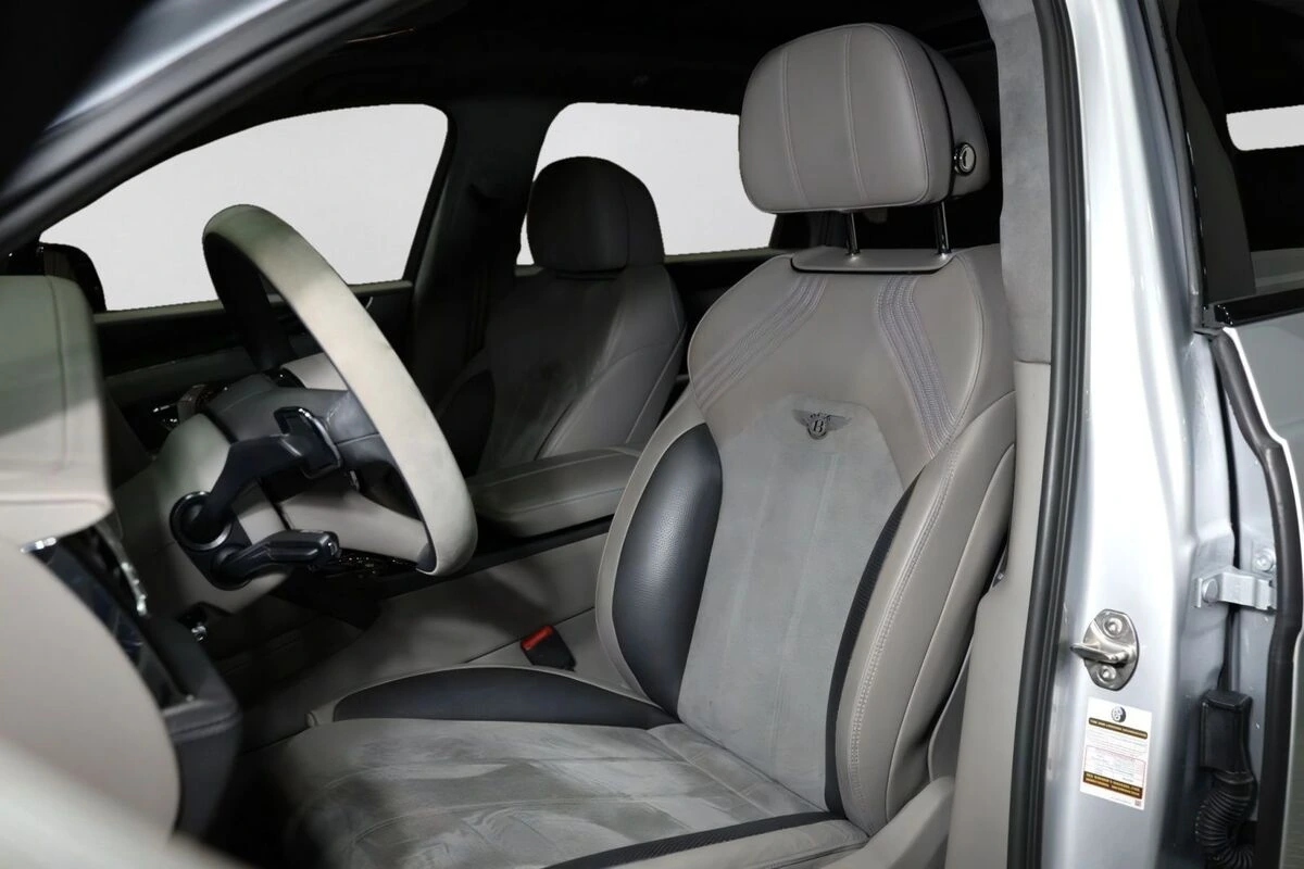 2022 Bentley Bentayga S - Photo 41