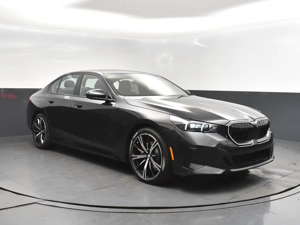 2026 BMW 5 Series 530i's photo