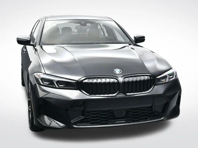 2026 BMW 3 Series 330i - Photo 11