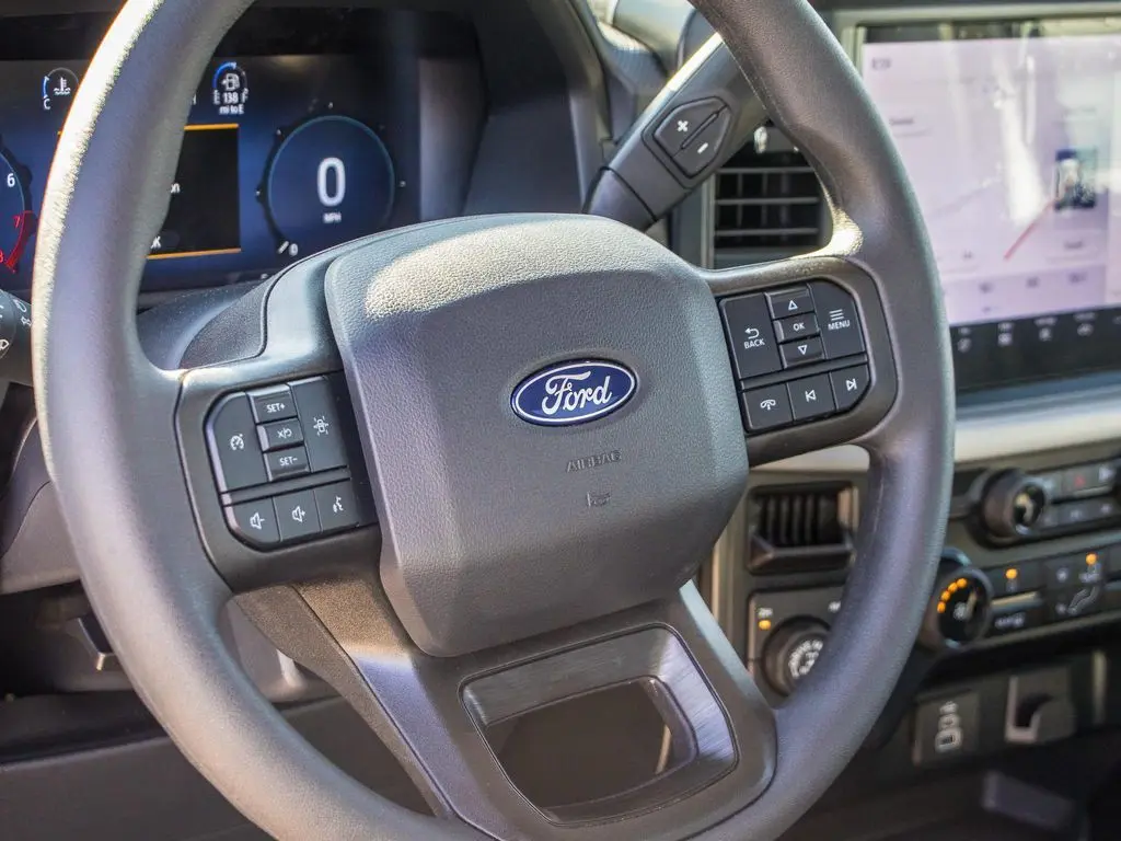 2025 Ford F-150 XLT photo 26