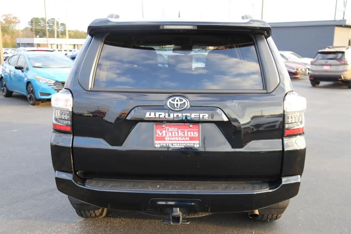 2024 Toyota 4Runner SR5 photo 4