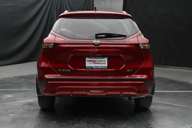 2023 Nissan Kicks SV photo 11