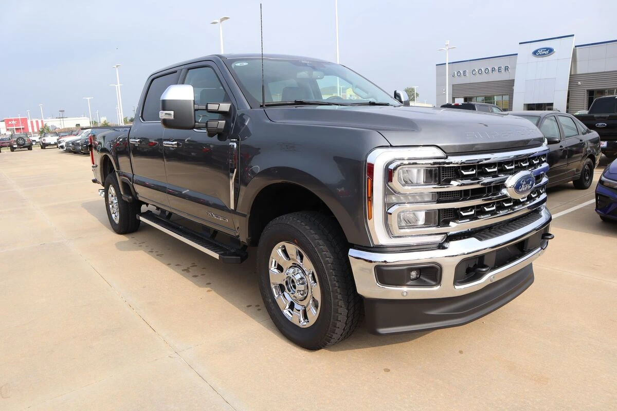 2026 Ford F-250 Lariat 4x4 Crew Cab 6-3/4' Box's photo