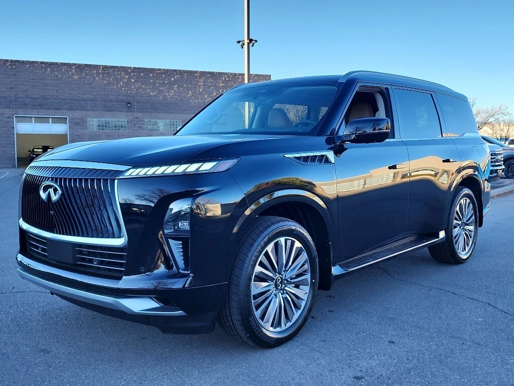 2026 INFINITI QX80 Luxe's photo