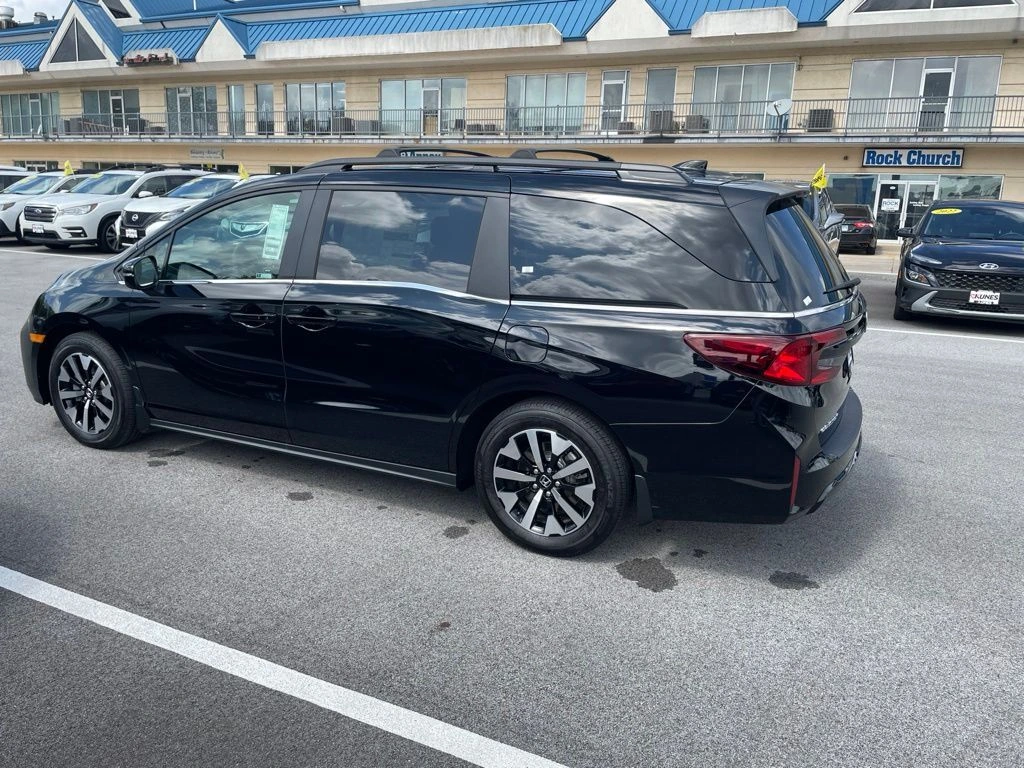 2026 Honda Odyssey EX-L - Photo 8